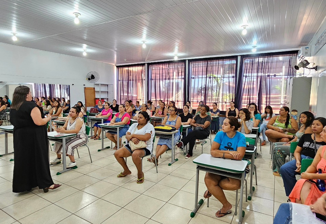 CAPACITAÇÃO PARA PROFISSIONAIS DA EDUCAÇÃO
