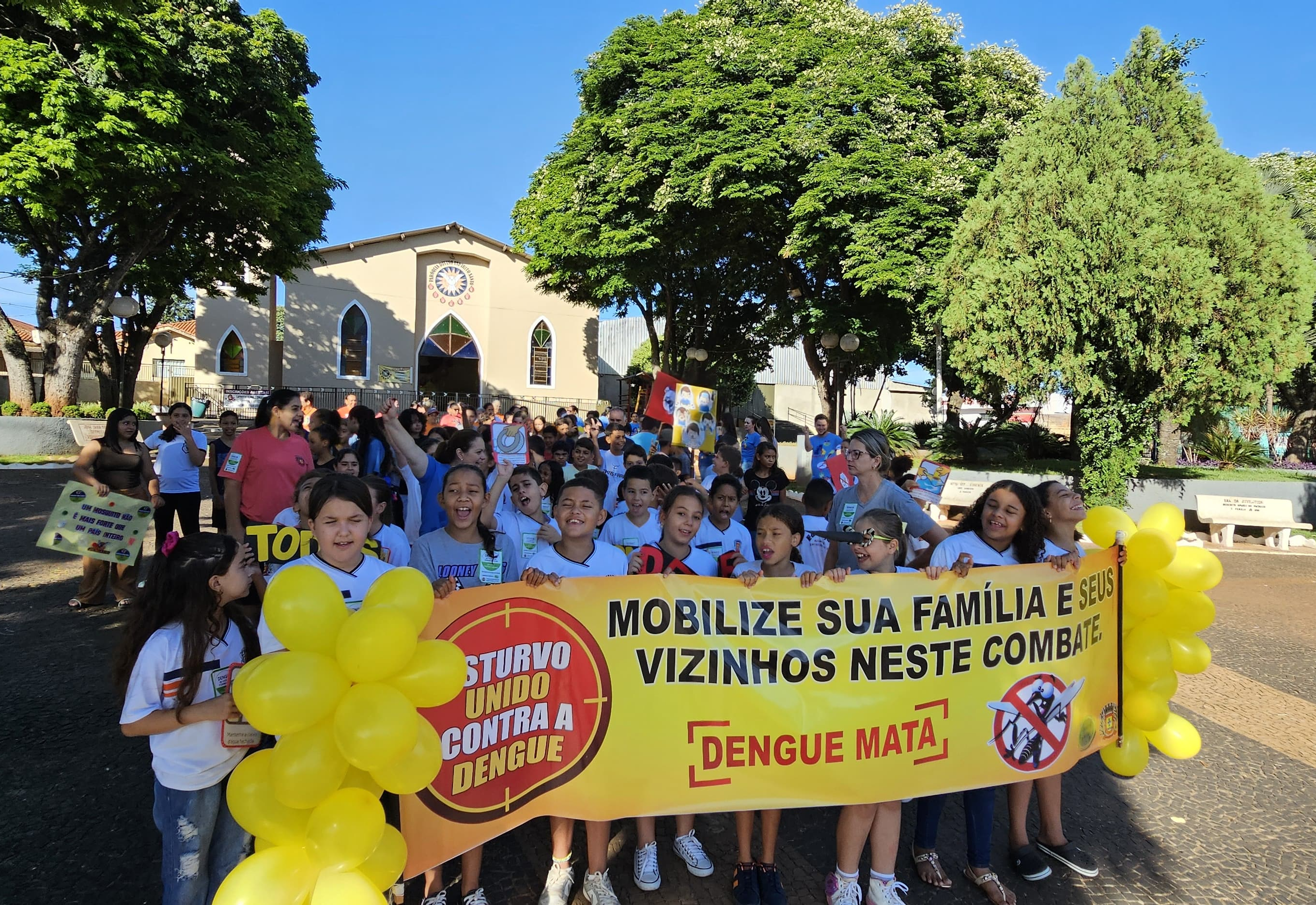 CAMINHADA CONTRA A DENGUE 